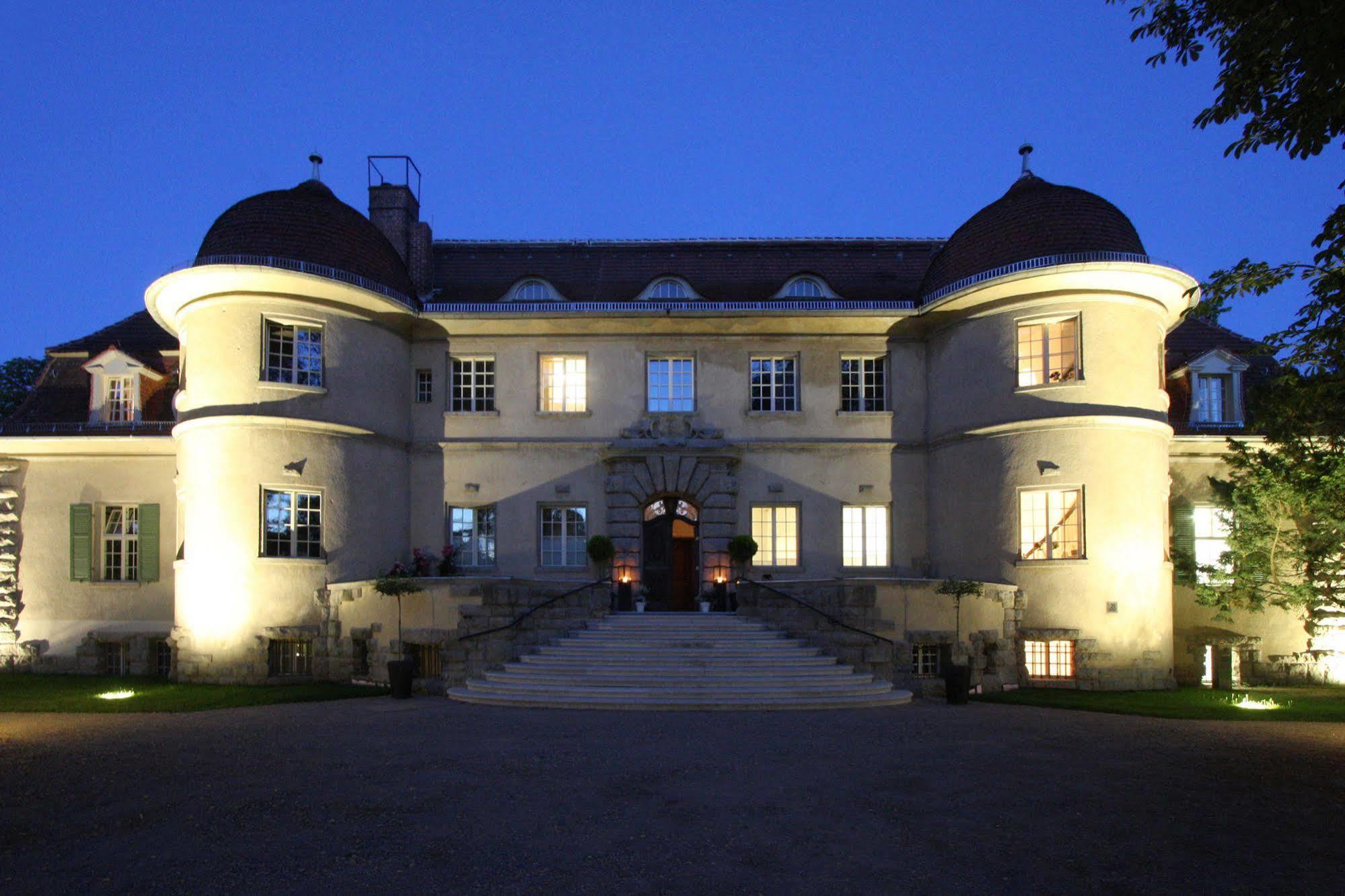 Schloss Kartzow Potsdam Exterior photo