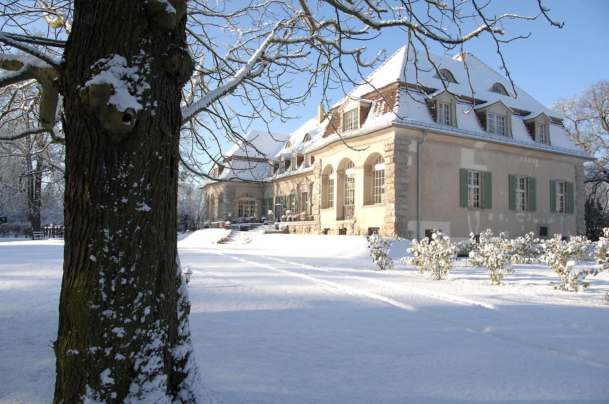 Schloss Kartzow Potsdam Exterior photo
